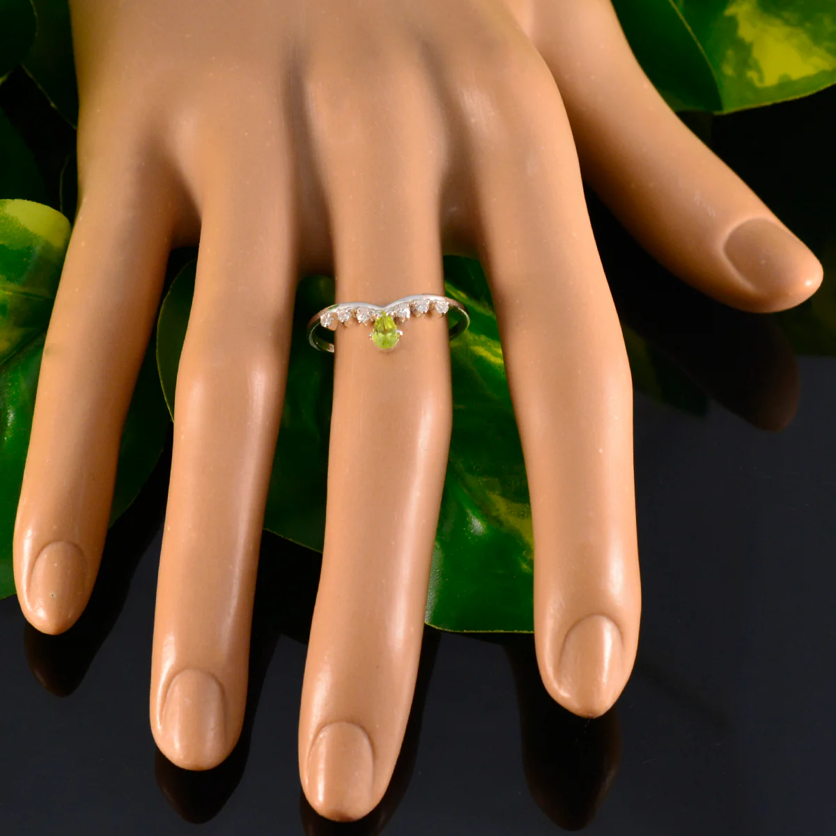 Peridot Halo Japanese 92.5 Silver Green Gemstones Minimalist Trendy Ring Jewelry - Image 6