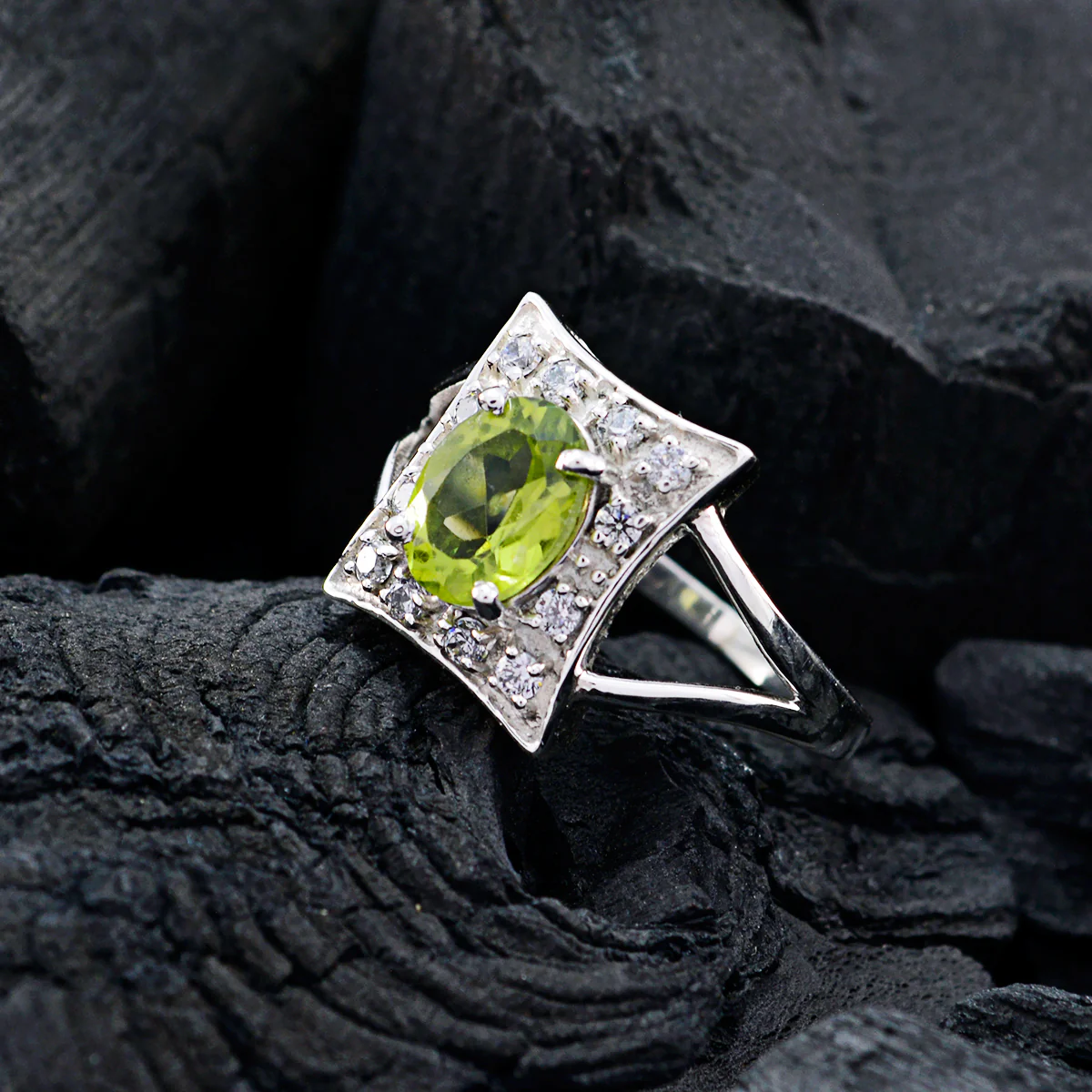 Peridot Halo Korean Sterling Silver Green Gemstone Whisper-thin Sophisticated Ring Jewelry - Image 4