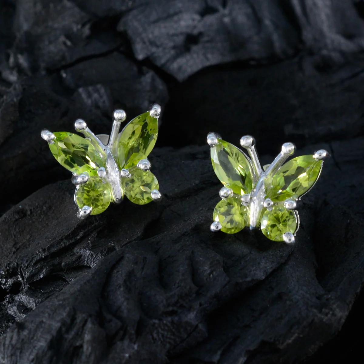 Peridot Italian Ines quarter Stud Green 925 Sterling Silver Earring - Image 4