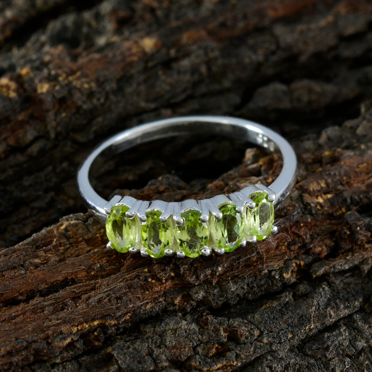 Peridot Penta American 92.5 Silver Green Gemstones Delicate Contemporary Ring Jewellery - Image 3