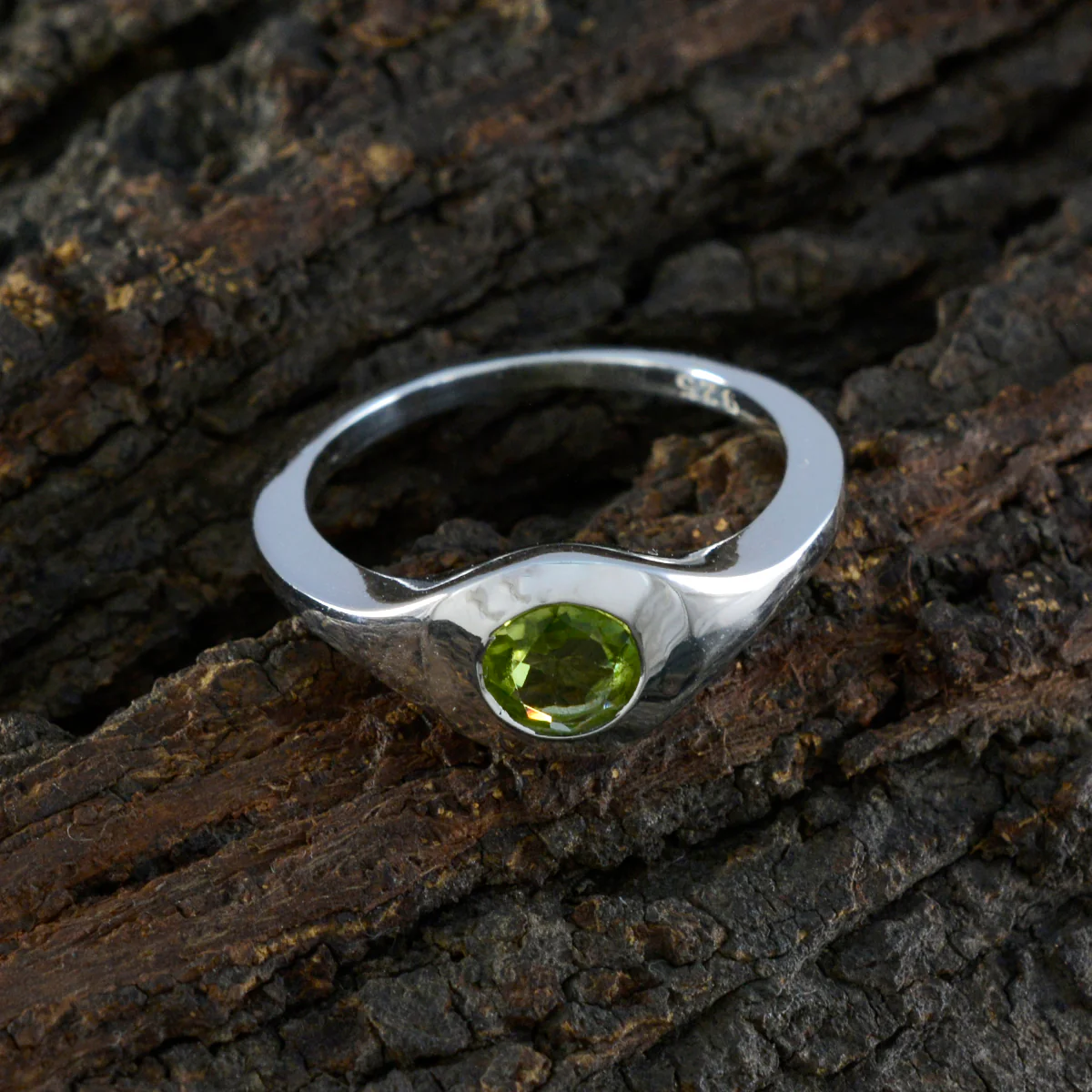 Peridot Solitaire African 925 Sterling Silver Green Gems Featherlight Trendy Ring Jewellery - Image 3