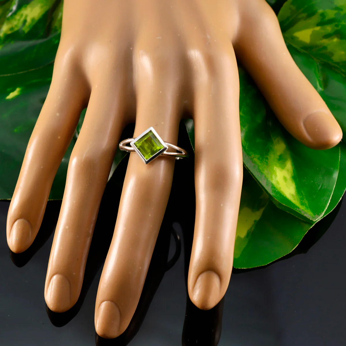 Peridot Solitaire American 925 Sterling Silver Green Gems Dainty Artisan Ring Jewellery - Image 5