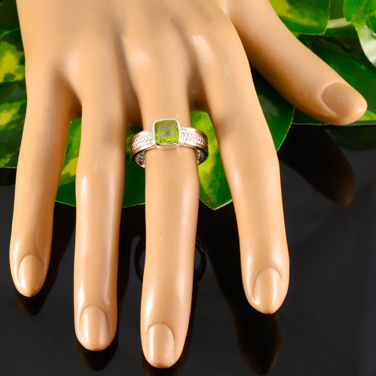 Peridot Solitaire Australian 925 Silver Green Gemstones Mid-weight Rope-Wire Band Jewelry - Image 5