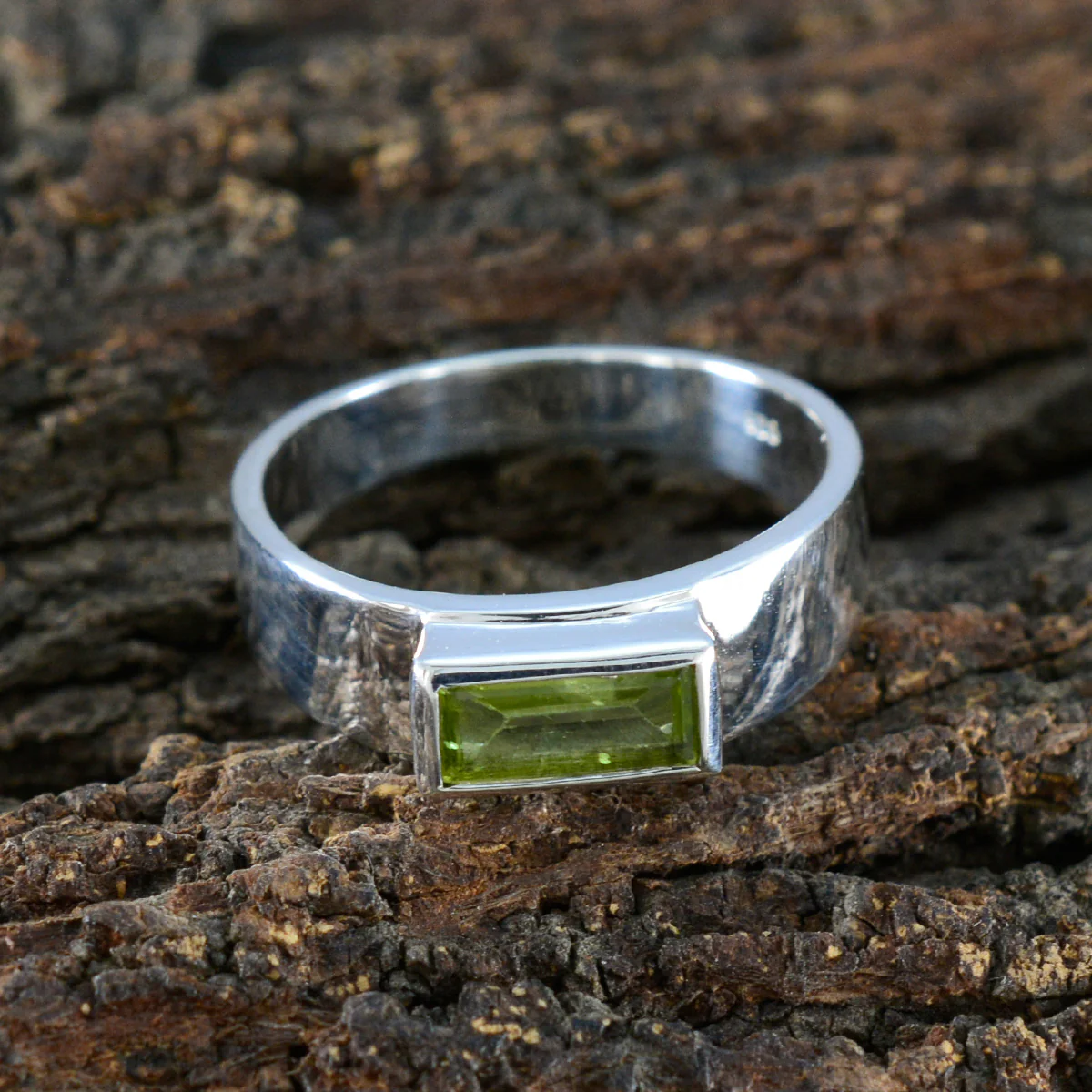 Peridot Solitaire Egyptian 92.5 Silver Green Gemstone Slim Romantic Ring Jewelry - Image 3