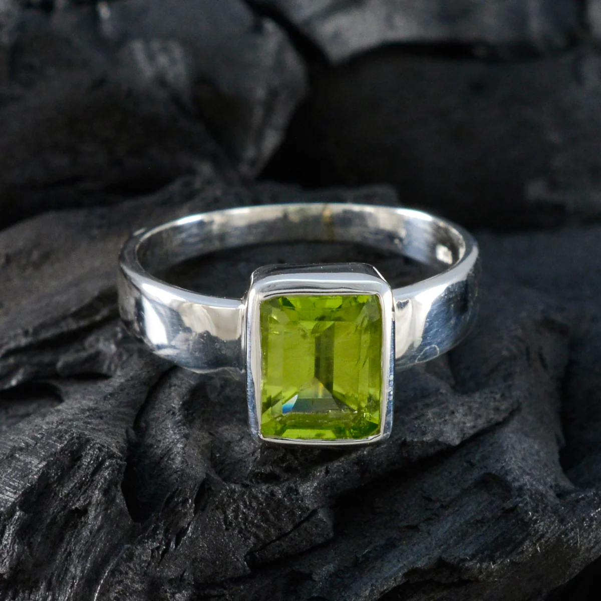 Peridot Solitaire Indian 92.5 Silver Green Gemstones Slim Sophisticated Ring Jewelry - Image 4