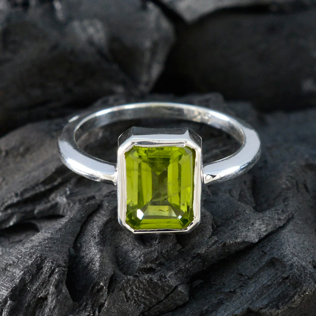 Peridot Solitaire Korean 925 Sterling Silver Green Gemstones Whisper-thin Artisan Ring Jewellery - Image 4