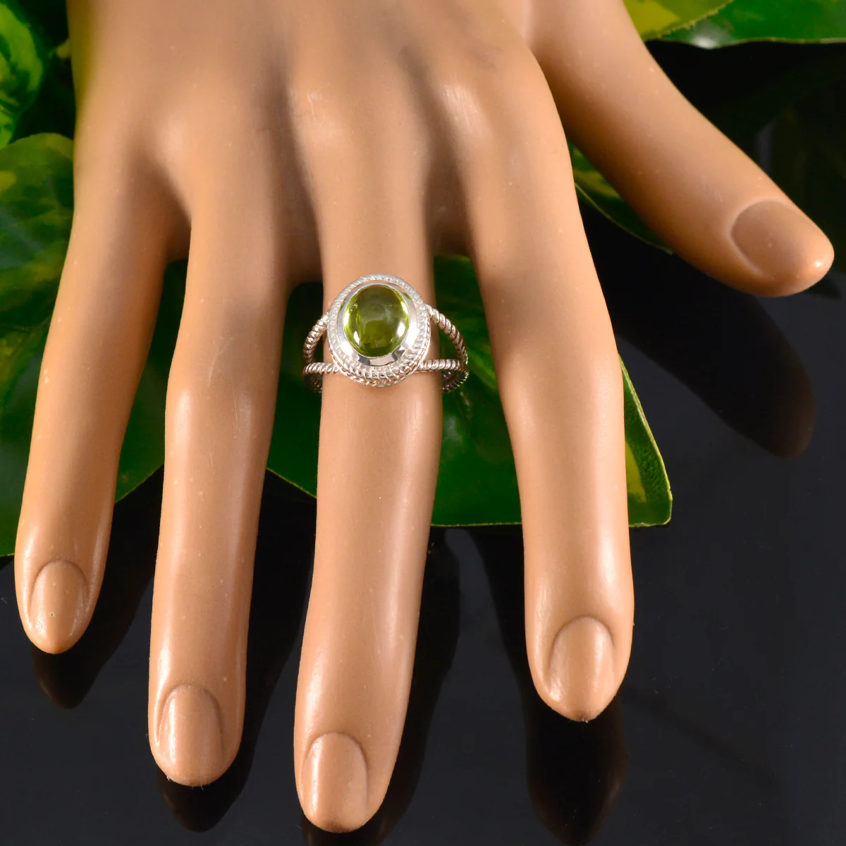 Peridot Solitaire Latin American Silver Green Gemstone Classic Rope-Wire Ring Jewelry - Image 5