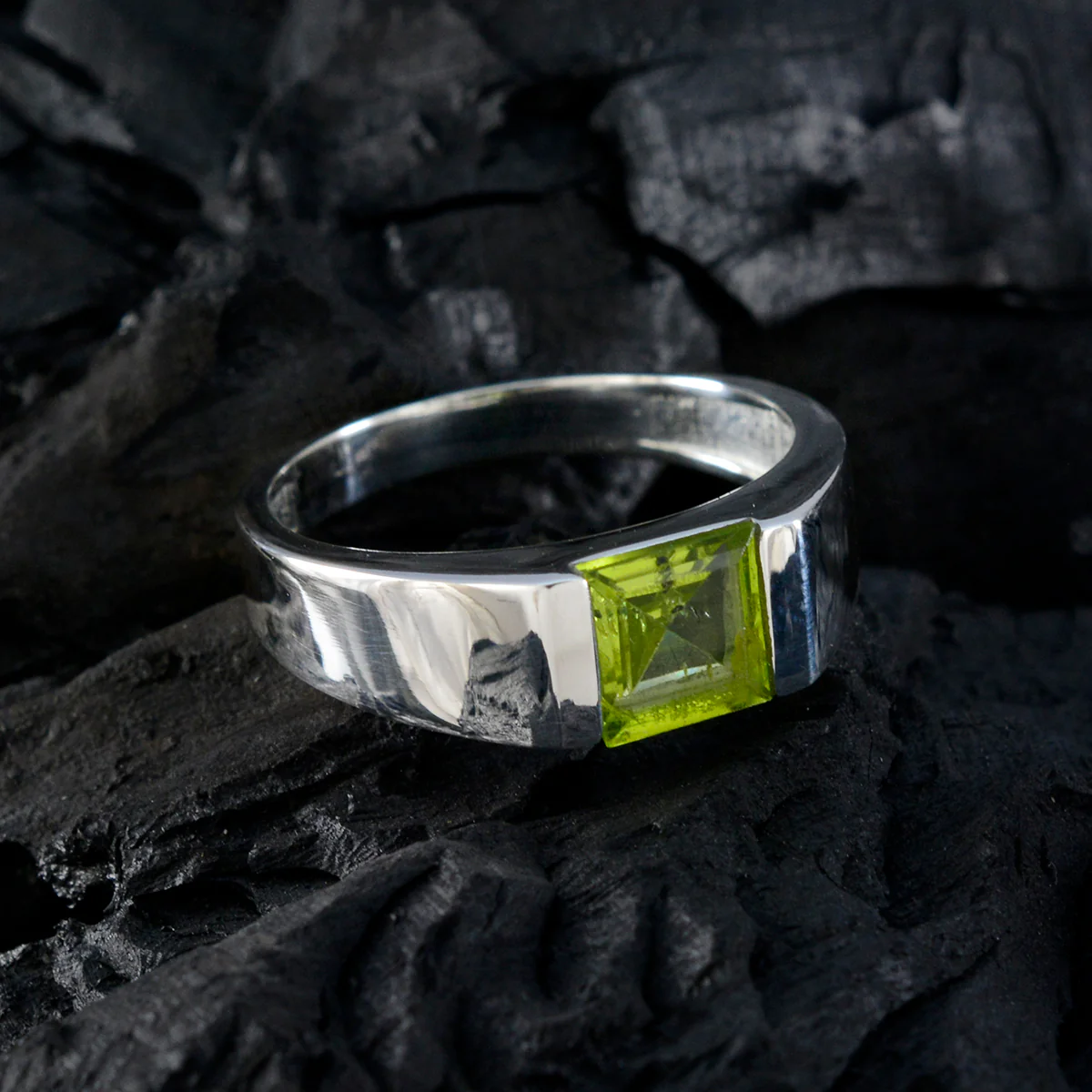 Peridot Solitaire Moroccan 925 Silver Green Gems Tiny Modern Ring Jewelry - Image 4