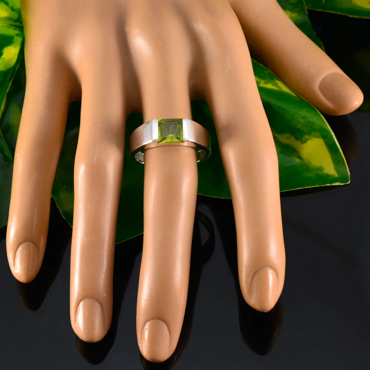 Peridot Solitaire Moroccan 925 Silver Green Gems Tiny Modern Ring Jewelry - Image 5