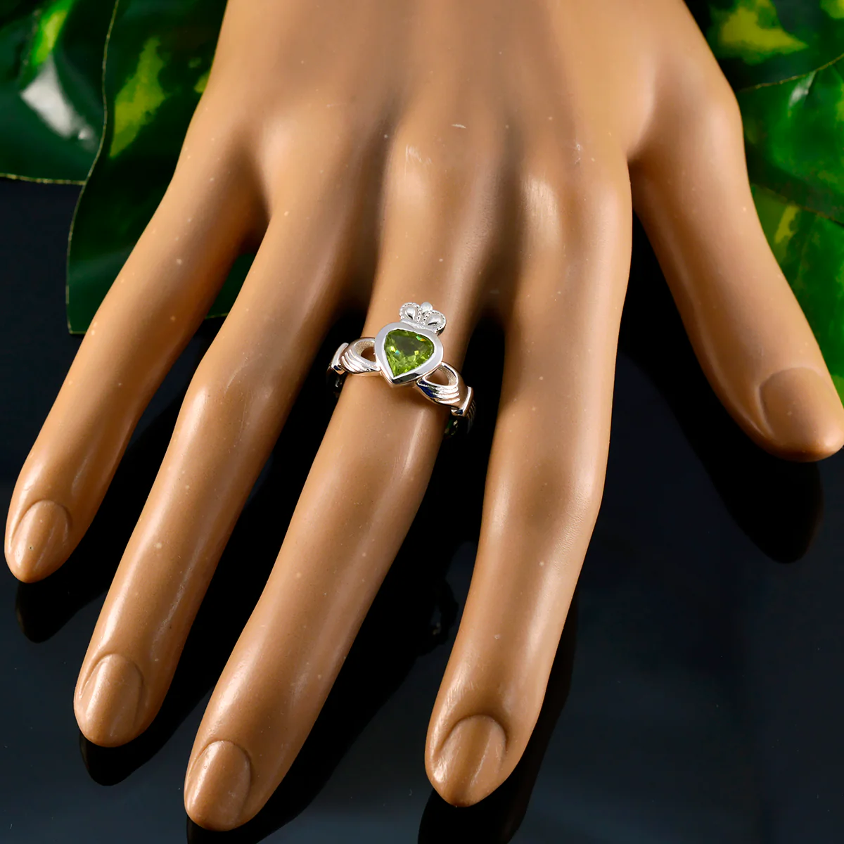 Peridot Solitaire Russian 925 Sterling Silver Green Gemstones Eye-catching wedding Ring Jewellery - Image 5