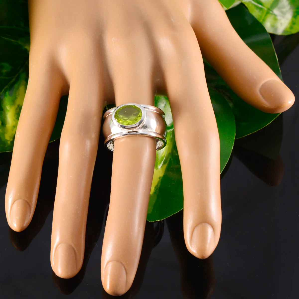 Peridot Solitaire Spanish 925 Silver Green Gemstone Edgy Heritage Ring Jewelry - Image 5