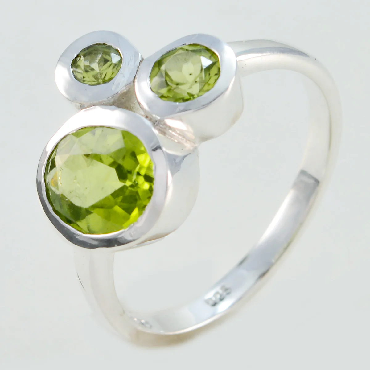 Peridot Trilogy American Sterling Silver Green Gemstones Dainty Boho Ring Jewelry - Image 2