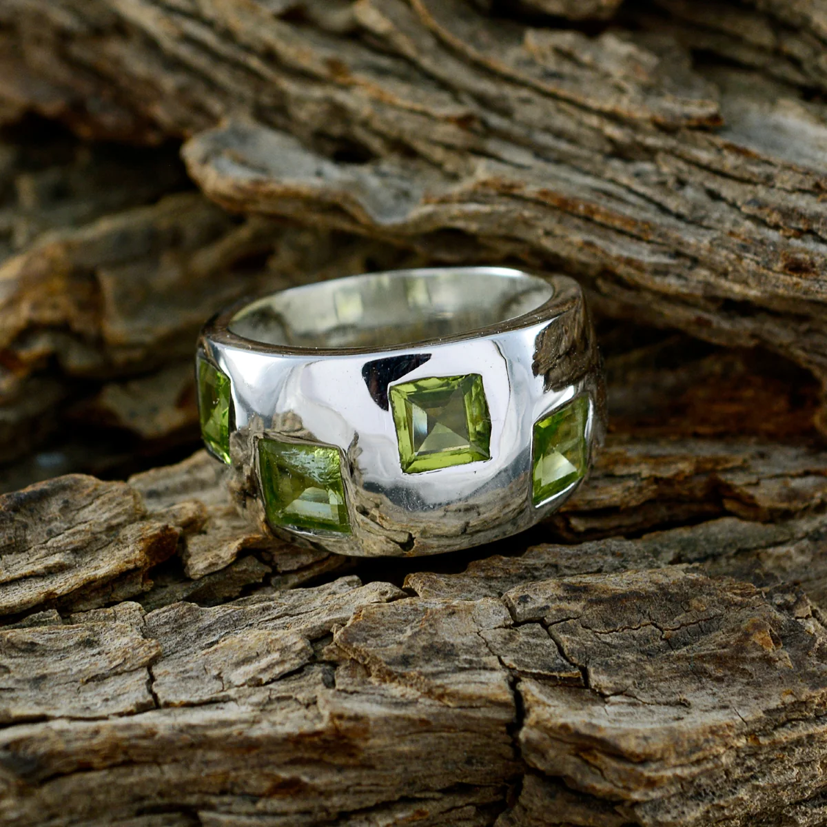 Peridot Trilogy Moroccan Silver Green Gems Eye-catching Modern Ring Jewelry - Image 4