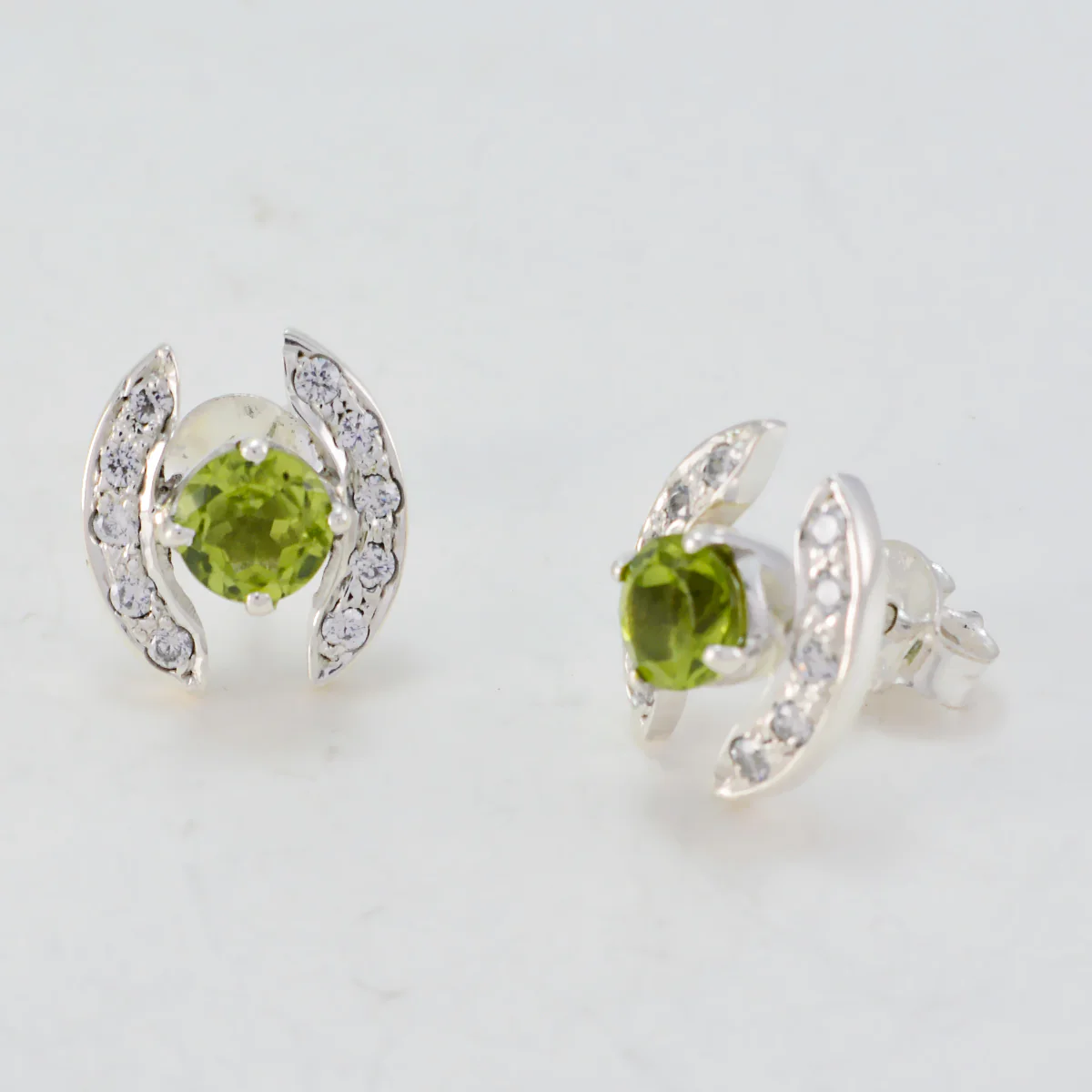 Peridot Turkish Mariana multiple Stud Green Sterling Silver Earring - Image 2