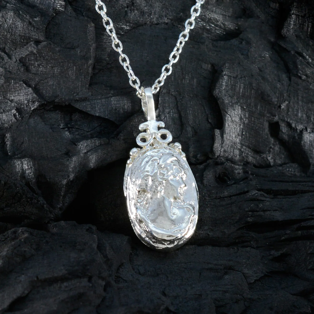Plain Dainty American 92.5 Silver plain Zoey Luxurious Gray Pendant Jewellery - Image 4