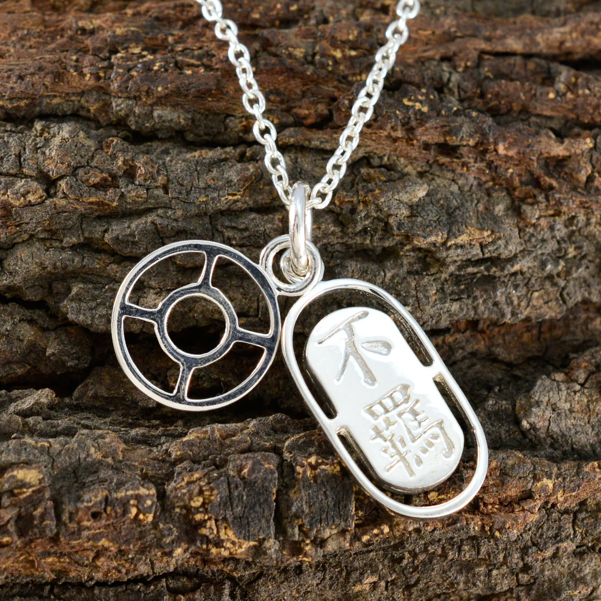 Plain Whisper-thin Mexican Silver plain Yasmin Glamorous Gray Pendant Jewelry - Image 3