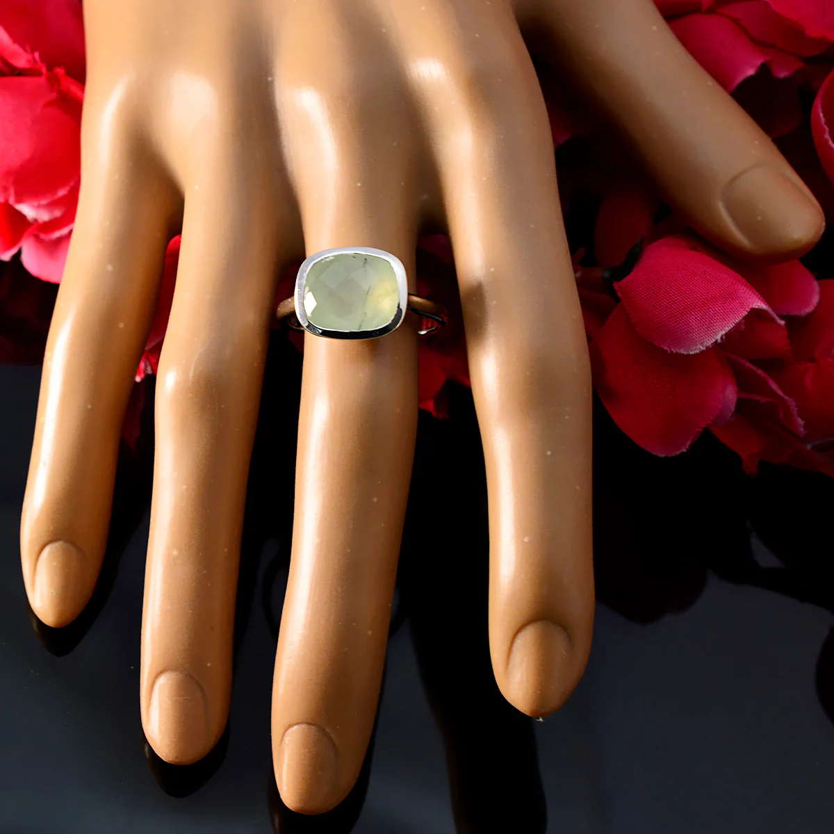 Prehnite Solitaire Russian 92.5 Silver Green Gemstone Minimal Luxurious Ring Jewellery - Image 5