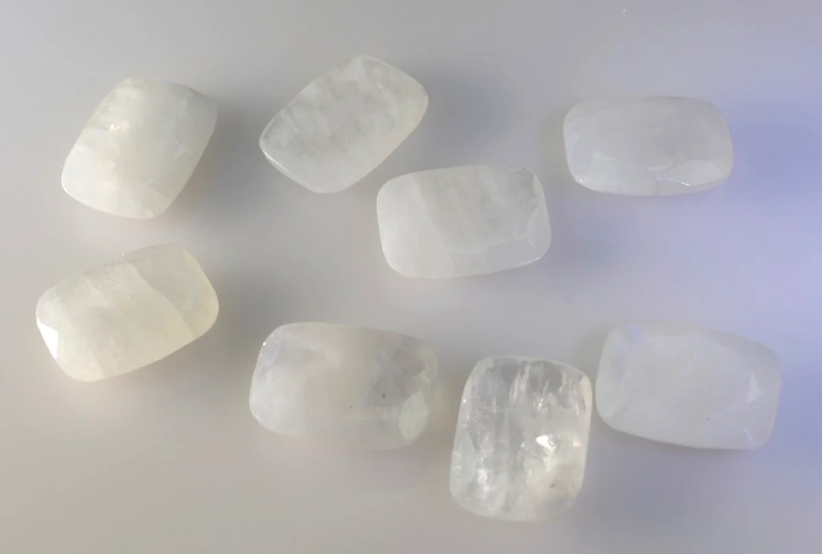 Rainbow Moonstone 1PC Chunky 13x18 MM Emerald Faceted White Natural Semi Precious Loose Gemstone - Image 2