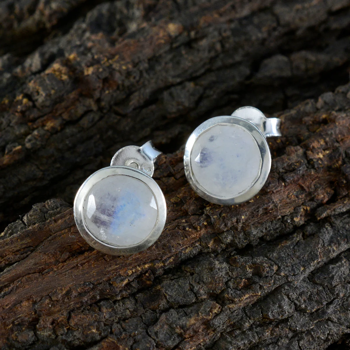 Rainbow Moonstone Australian Yuna Solitaire Stud White Sterling Silver Earring - Image 3