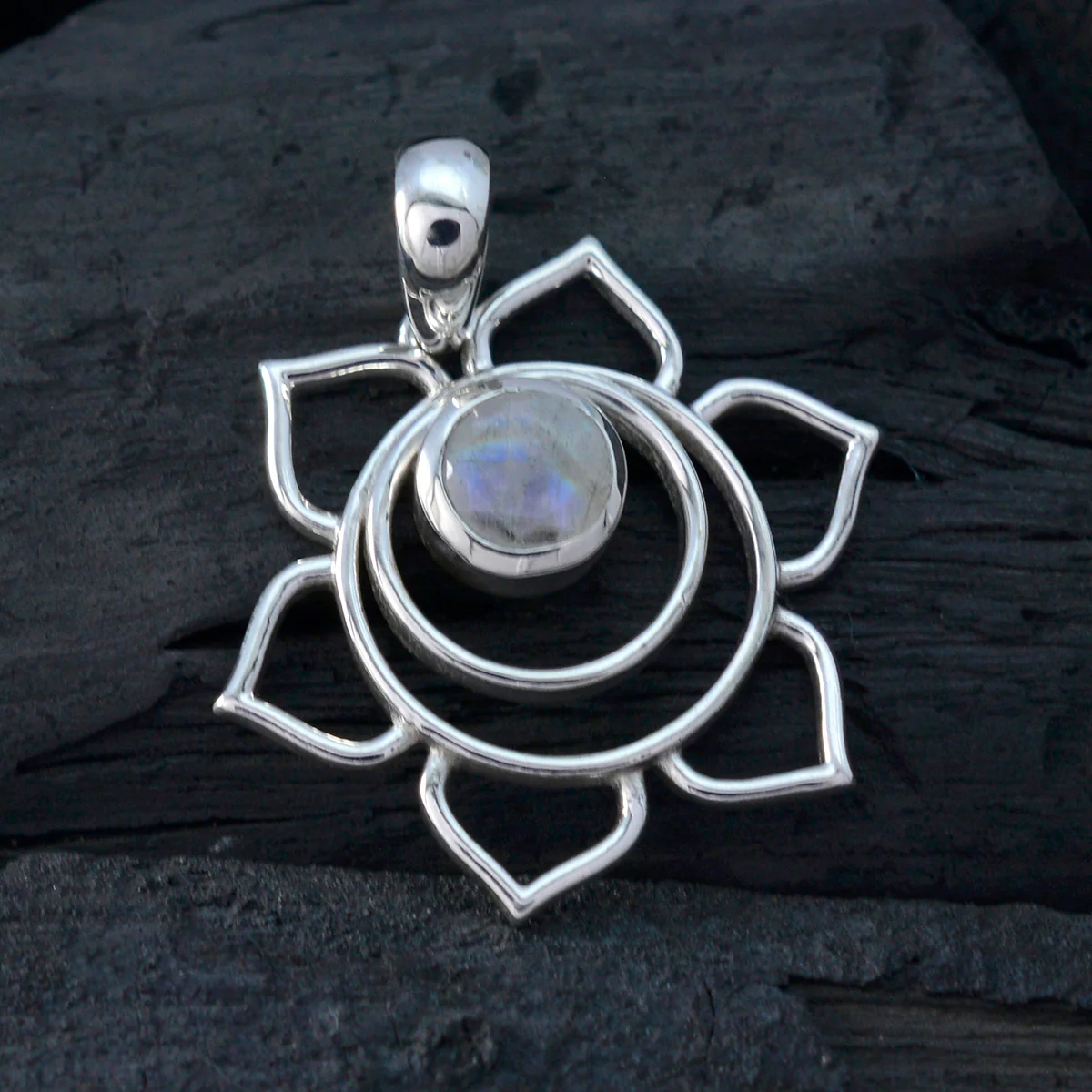 Rainbow Moonstone Delicate Spanish 92.5 Silver Solitaire Isabelle Rope-Wire White Pendant Jewellery - Image 3