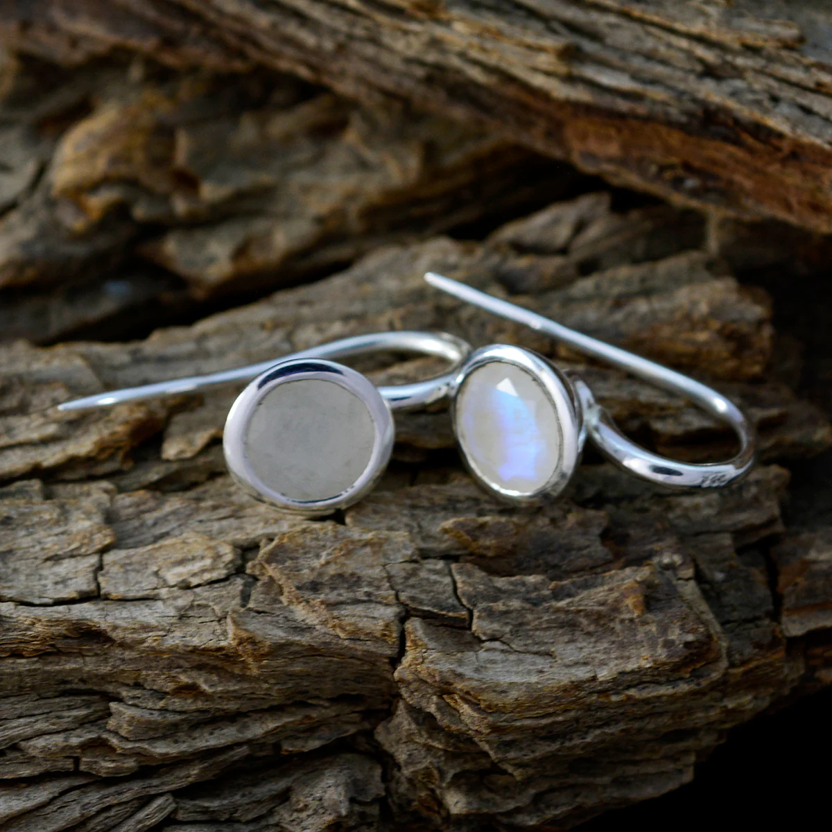 Rainbow Moonstone Latin American Audrey Solitaire Dangle White Sterling Silver Earring - Image 3