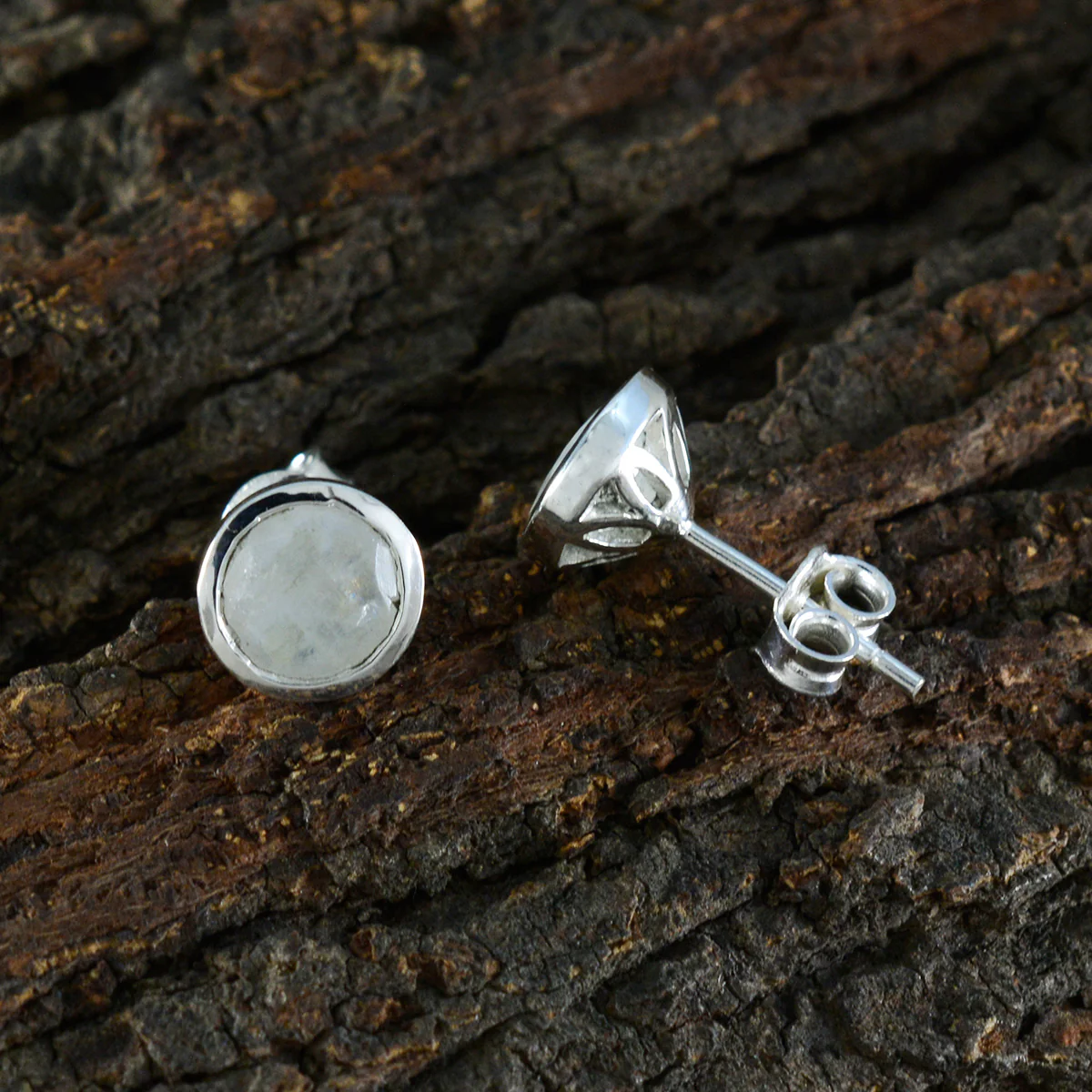 Rainbow Moonstone Latin American Zoey Solitaire Stud White Silver Earring - Image 3