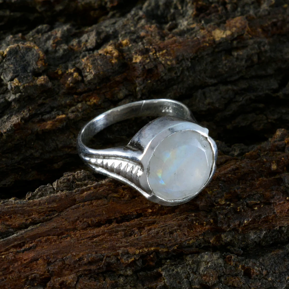 Rainbow Moonstone Solitaire African 925 Sterling Silver White Gemstone Featherlight Sophisticated Ring Jewellery - Image 3