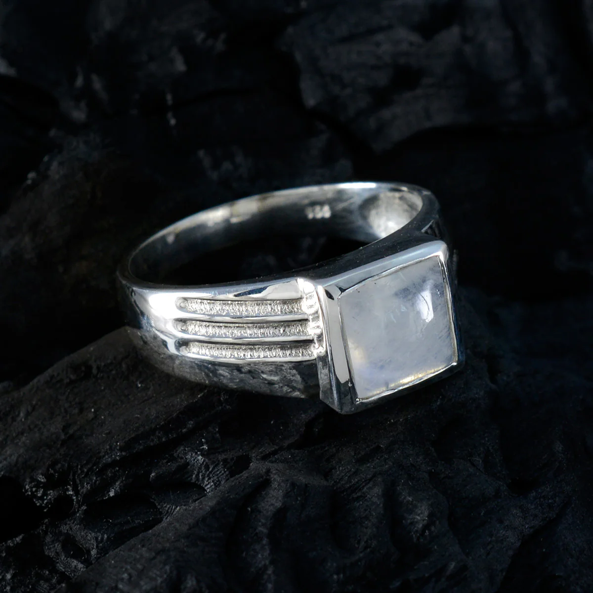 Rainbow Moonstone Solitaire Indian Silver White Gemstones Classic Glamorous Ring Jewelry - Image 4