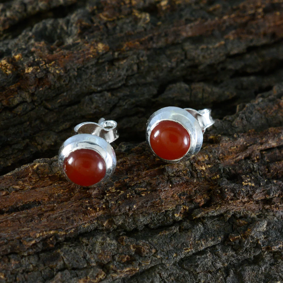 Red Onyx French Emilia Solitaire Stud Red Sterling Silver Earring - Image 3