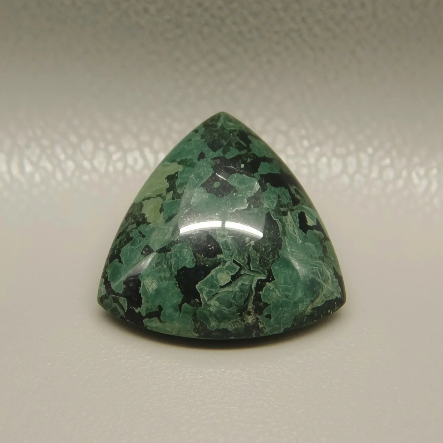 Serpentine 1PC Large 11x11 MM Triangle Cabochon Green Natural semi Precious Gems - Image 2