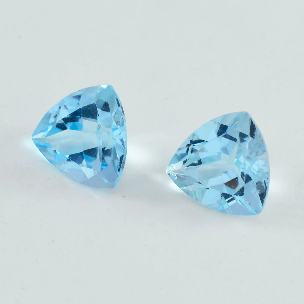 Sky Blue Topaz 1PC Large 12x12 MM Triangle Faceted Blue High-Quality Semi Precious Loose Gemstones - Image 3